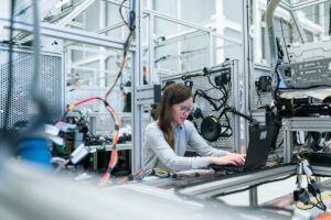 Máquinas e equipamentos industriais em leilão no Brasil